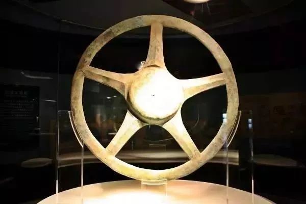 三星堆|三星堆文化来自西方还是中原？一文读懂争论焦点是啥