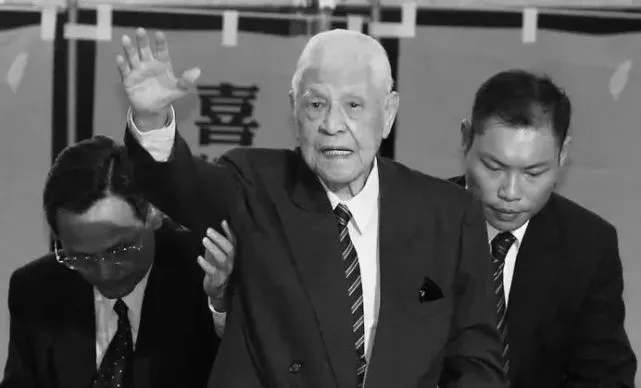 李登辉|蒋经国为何错选李登辉当接班人？